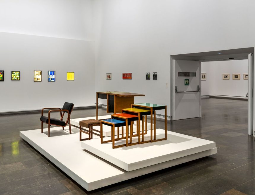 Vista exposición "Anni y Josef Albers. El arte y la vida", 2022