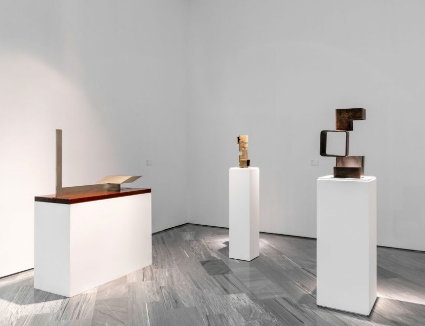 Vista de l'exposició "Escultura infinita", 2021